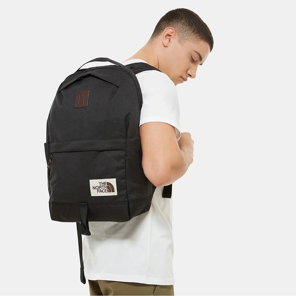 The North Face Heritage Daypack | Laptop sleeve | 22L capacity